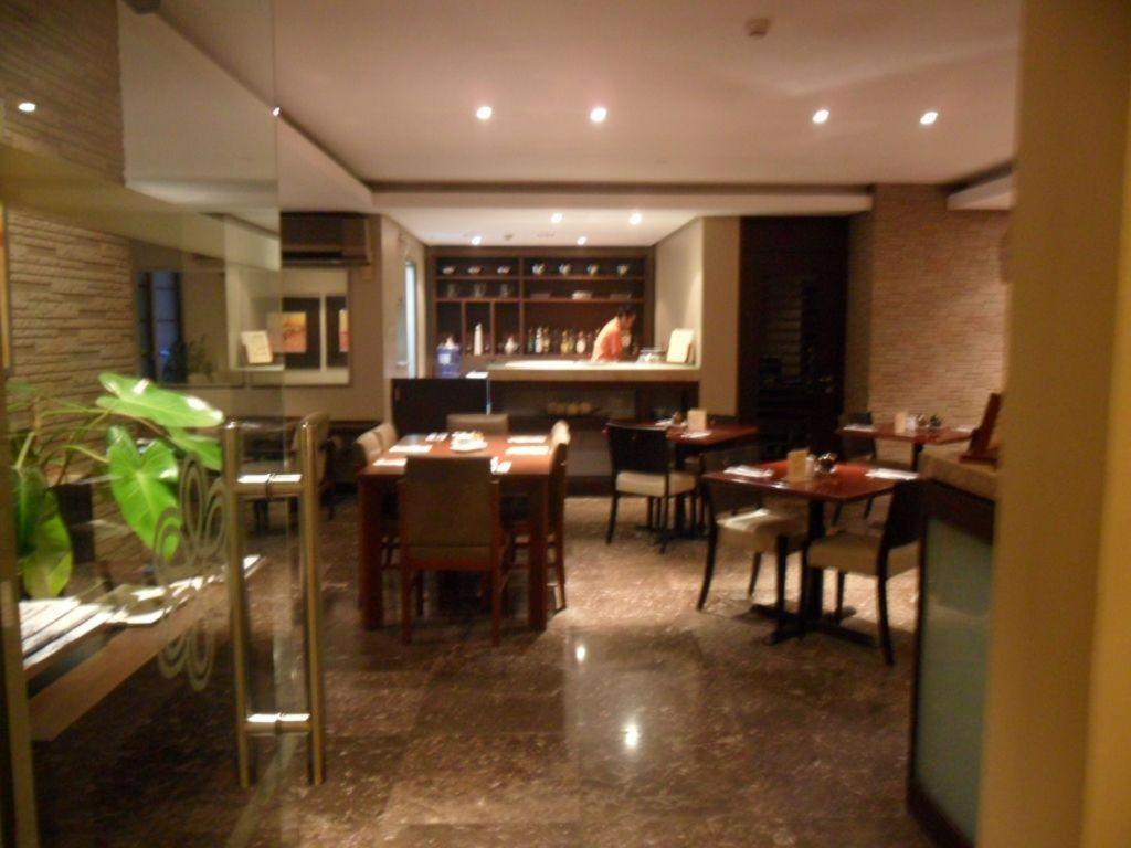 Amorsolo Mansion Hotel مانيلا المظهر الخارجي الصورة