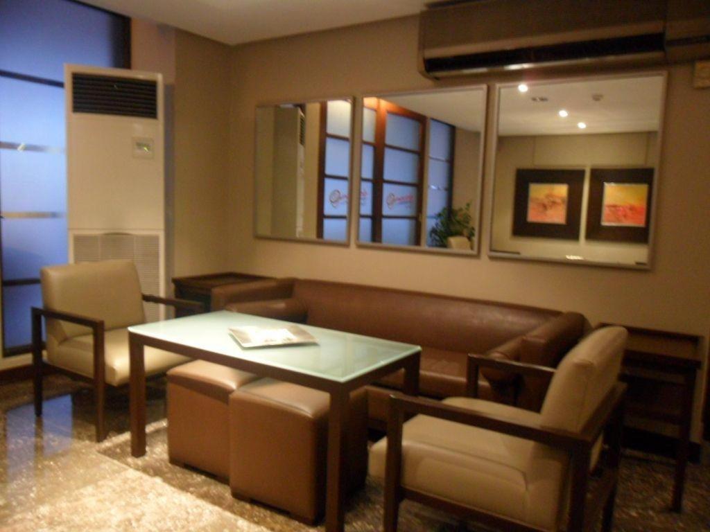 Amorsolo Mansion Hotel مانيلا المظهر الخارجي الصورة