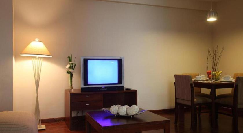 Amorsolo Mansion Hotel مانيلا المظهر الخارجي الصورة
